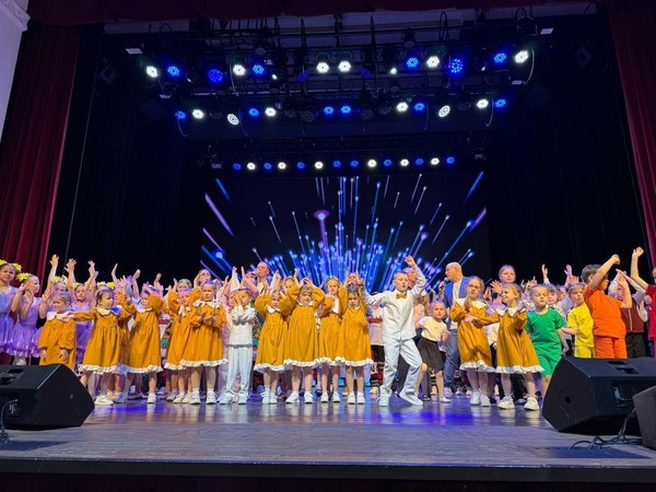 «Первые шаги»