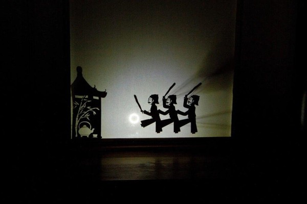 Музейная программа «Ее величество тень. Из истории театра теней»