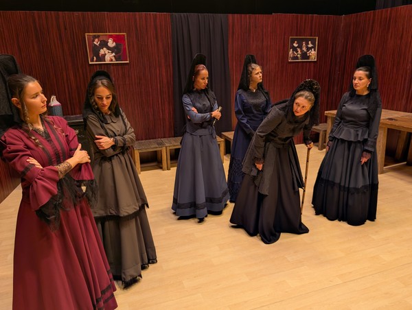 Дом Бернарды Альбы