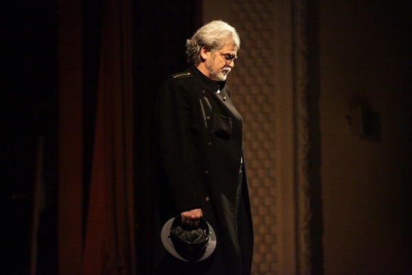 В главной роли. Людмила Копылова и Олег Кухарев