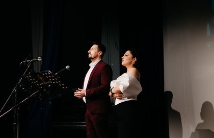 Аве Мария: орган и голос