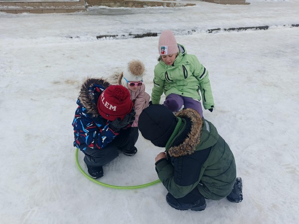 Тематическая программа «Мама, папочка и я!»