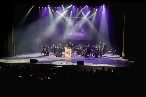 Концерт диджея Феста и Зауральского симфонического оркестра