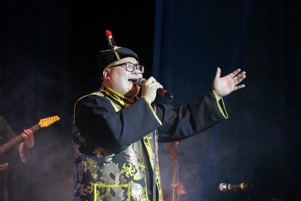 Сольный концерт Аяса Дамдына