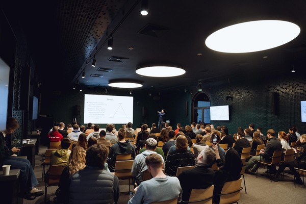 Лекция «Как космические технологии меняют жизнь на Земле»