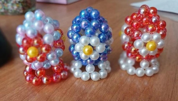 Обучение школьников основам бисероплетения «Пасхальный сувенир»