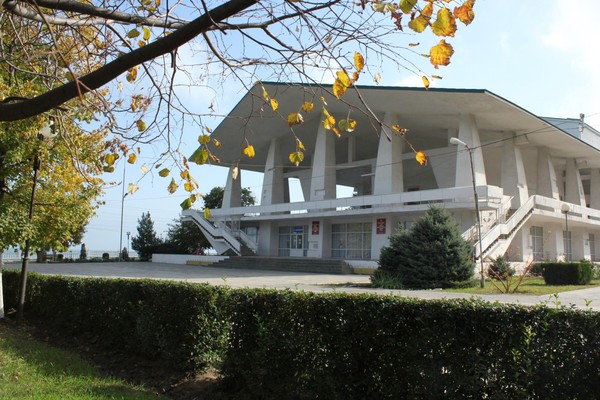 Спектакль «Сундук бедствий»