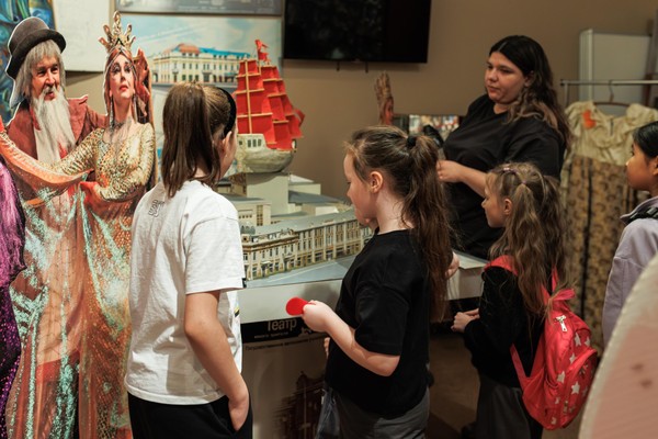 «Театральные будни»