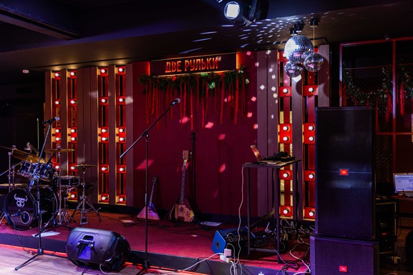 Джаз и рок-н-ролл с Денисом Батуриным