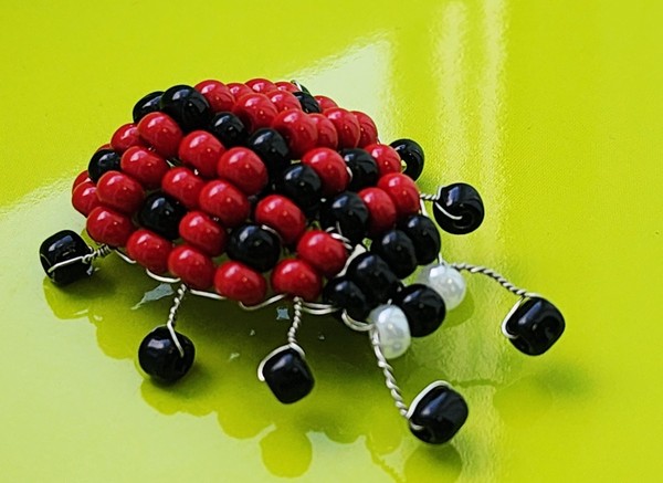 Творческое занятие «Божья коровка»