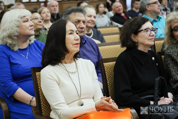 Парфюмерная весна в Советском Союзе