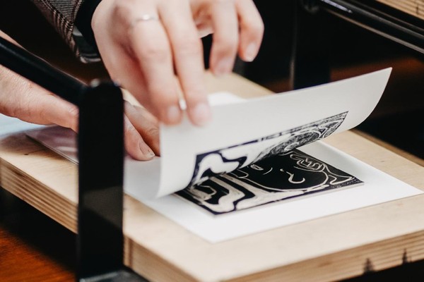 Мастер-класс по линогравюре «Печатная графика: космос»