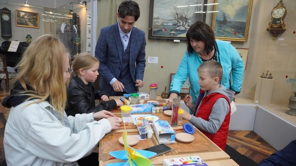 Творческая студия «Бескрайний космос»