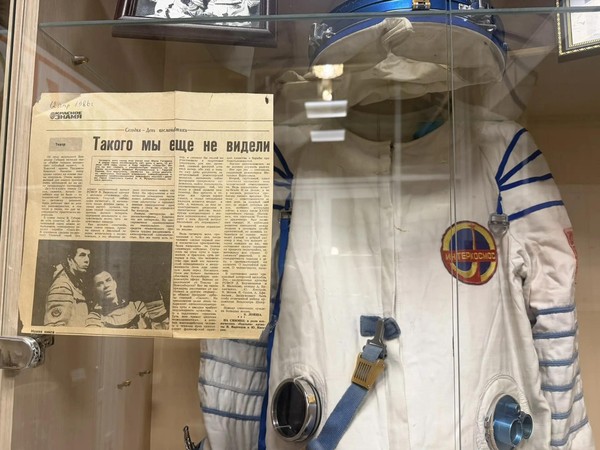 Выставка «Космос на сцене»