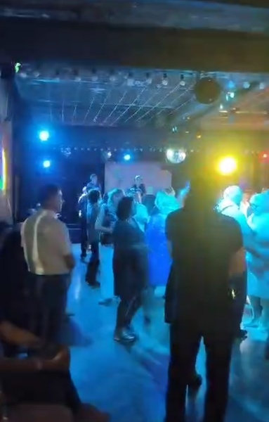 Мероприятие кому за 40+ с дискотекой.