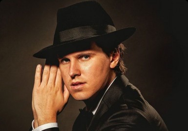 Алекс Абра: Нью-Йорк, Нью-Йорк