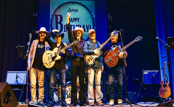 Бесконечный космос рока