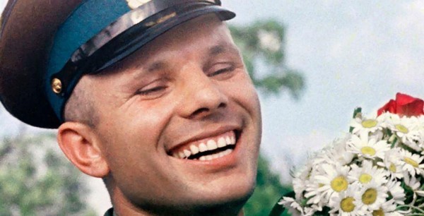 «К звездам полетел наш парень – космонавт Юрий Гагарин»