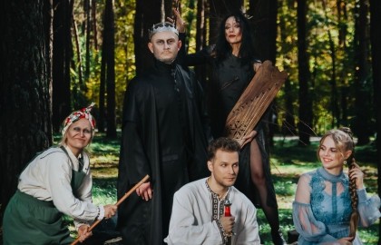 Как кощей на Василисе женился