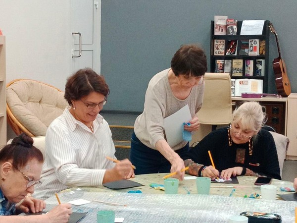 Мастер-класс по мезенской росписи из цикла «Живописная душа России»