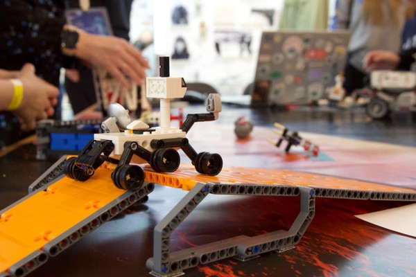 Фестиваль «Покорители космоса»