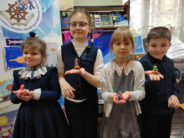 Познавательный час «Шаг во Вселенную»