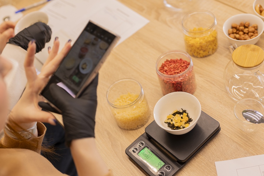 Мастер-класс по купажированию чая в Академии Кантаты