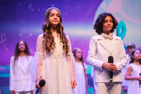 Непоседам — 35