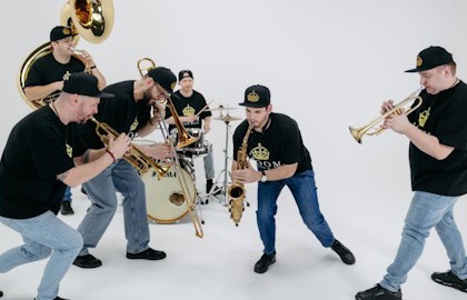 Вся мощь духовых инструментов от Boom Brass Band!