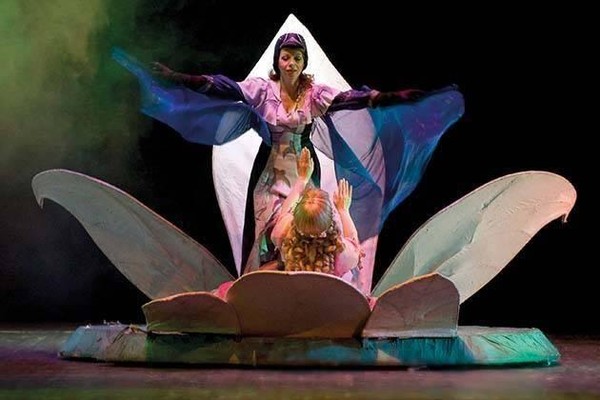 Спектакль «Дюймовочка»