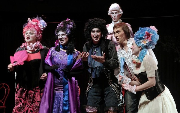 Спектакль «Тайный брак. Секреты моды»