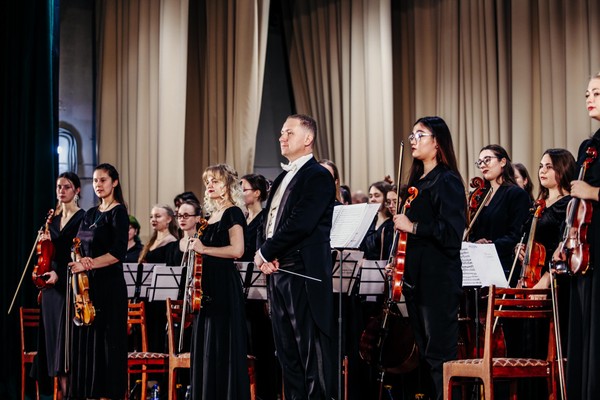 Концерт симфонического оркестра