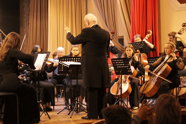 Концерт симфонического оркестра и творческого коллектива «ДарХор»