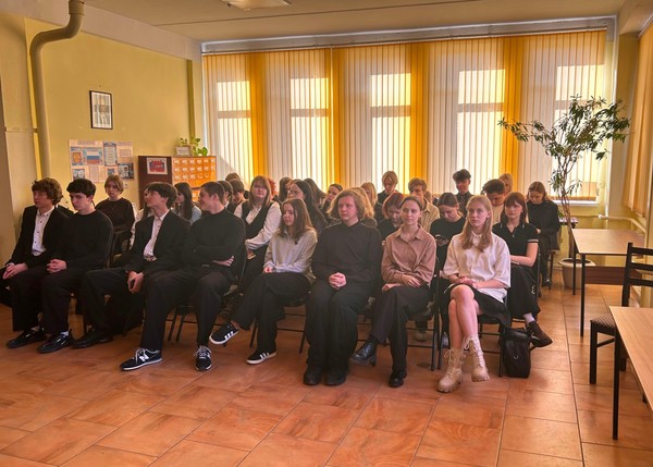 Информдосье «Жестокие уроки истории»