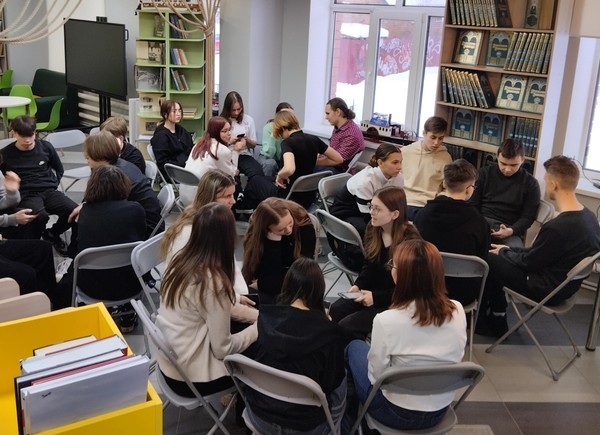 Интеллектуальная игра «Книжный капитал: как литература хранит историю денег»