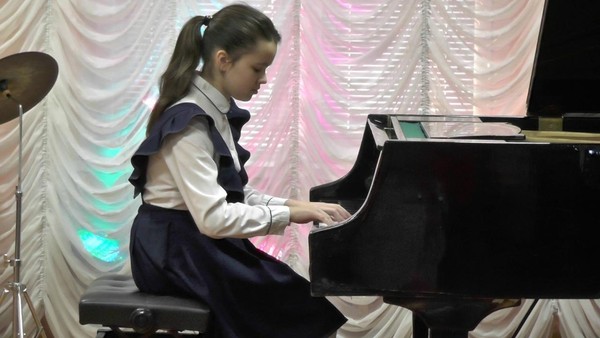 Отчетный концерт фортепианного отделения «Волшебные клавиши»
