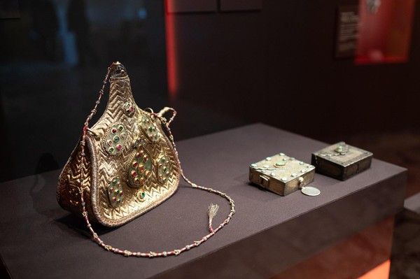 Лекция «Свидетели прошлого. Драгоценные предметы, принадлежавшие Чингисидам»