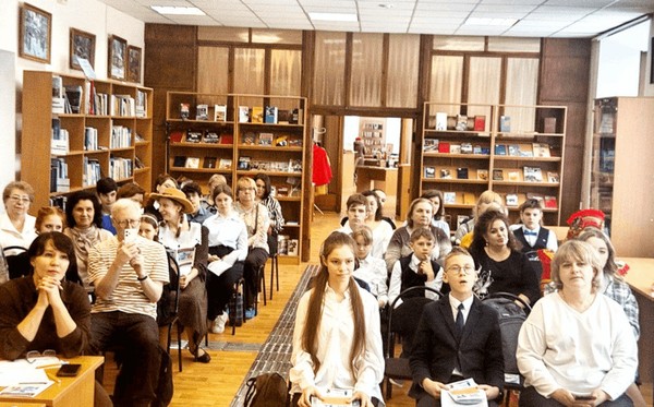 Интеллектуальный квиз «Человек. Вселенная. Космос»