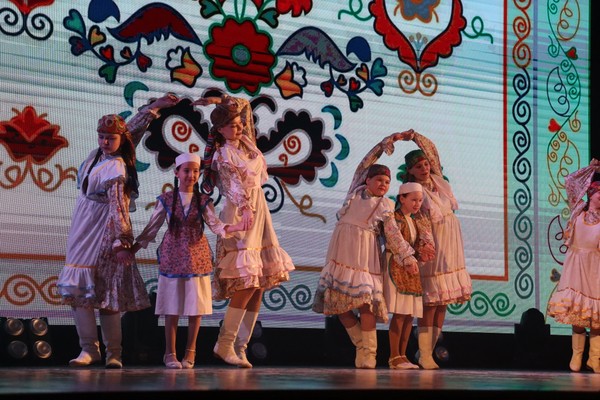 Отчётный концерт творческих коллективов культурно-досуговых учреждений