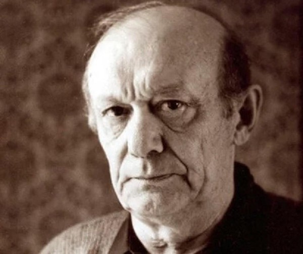 «Достойный сатирик»