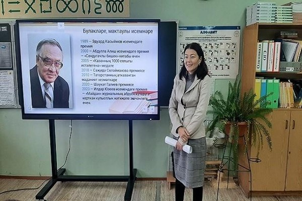 Литературный час «Писатели Набережных Челнов – детям»