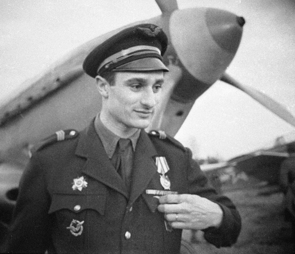 Тематическая встреча «Как появилась эскадрилья «Нормандия»»