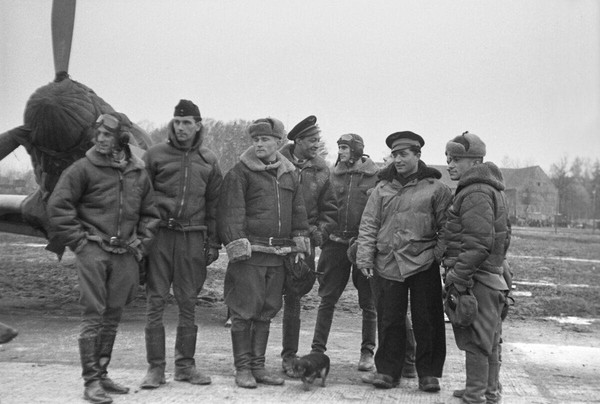 Тематическая встреча «Как летчики эскадрильи добирались до места службы в СССР.»