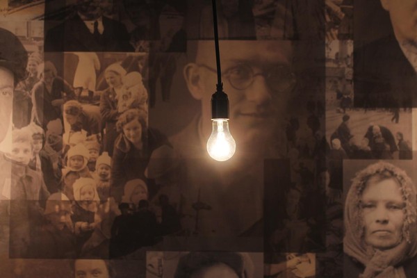 Выставка «Линии жизни. Война»