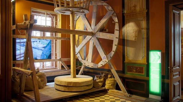 Экскурсия «Рожь и пшеница – Есенин и Маяковский»