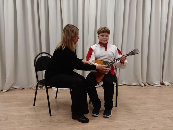 Мастер-класс «Звучи моя балалайка!»