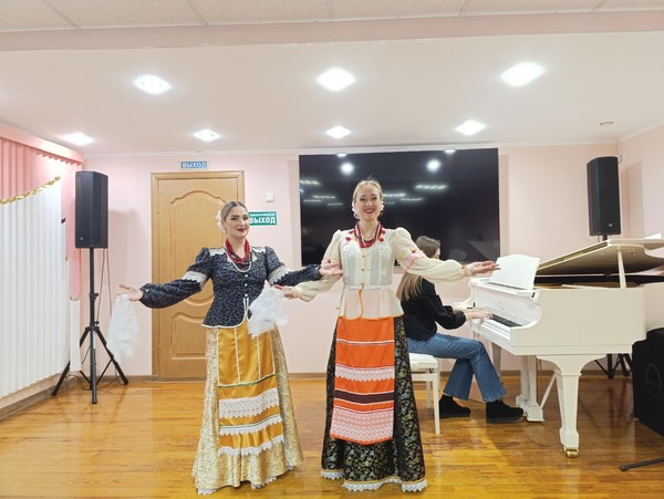 Концерт «А жизнь – веселый карнавал»