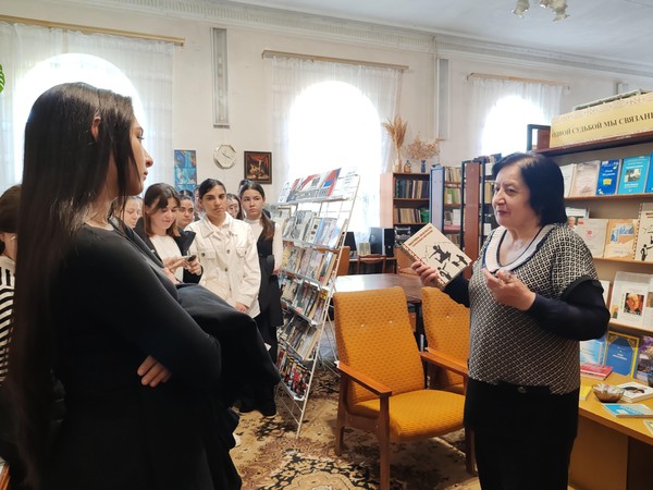 Обзор литературы «Классик и новатор. К 130-летию Сергея Прокофьева»