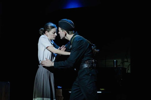 Спектакль «Непокоренная»