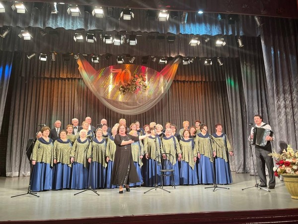 «Песни нашего двора»